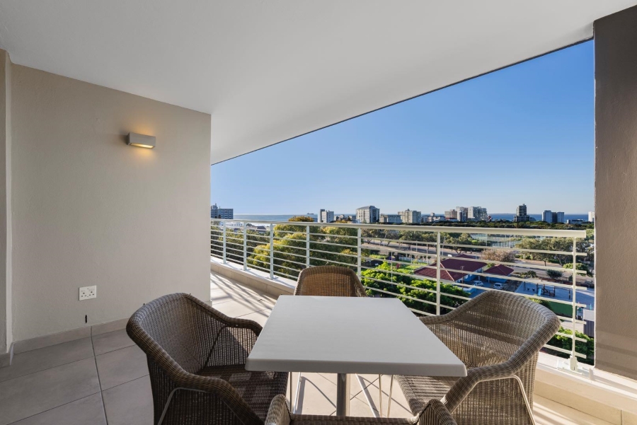 2 Bedroom Property for Sale in Green Point Western Cape